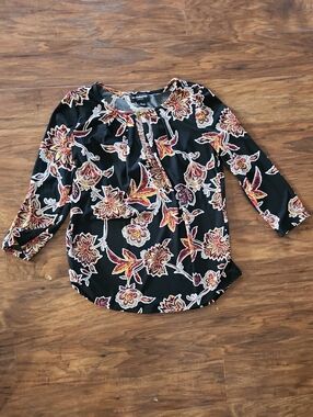 Liz Claiborne Black Floral Tie-Front Blouse